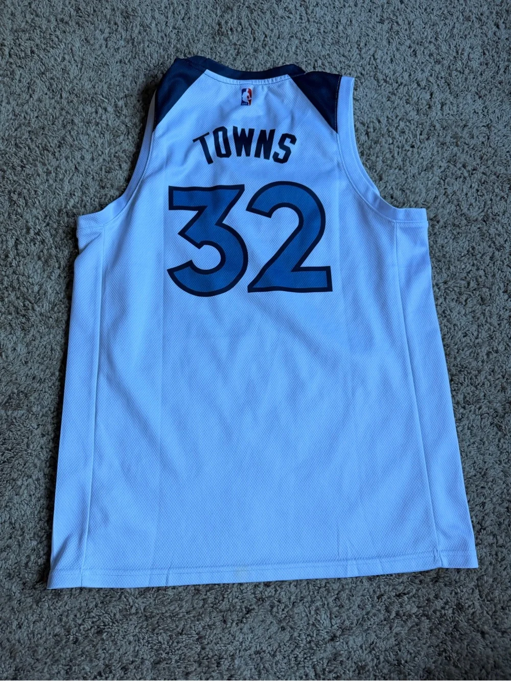 Minnesota Timberwolves Basketball Karl Anthony Towns NBA Youth XL